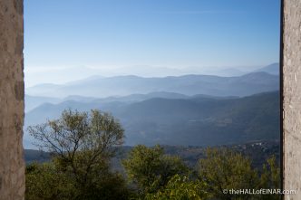 Palette - The Hall of Einar - photograph (c) David Bailey (not the)