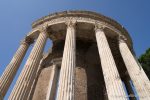 Tempio di Vesta, Tivoli - The Hall of Einar - photograph (c) David Bailey (not the)