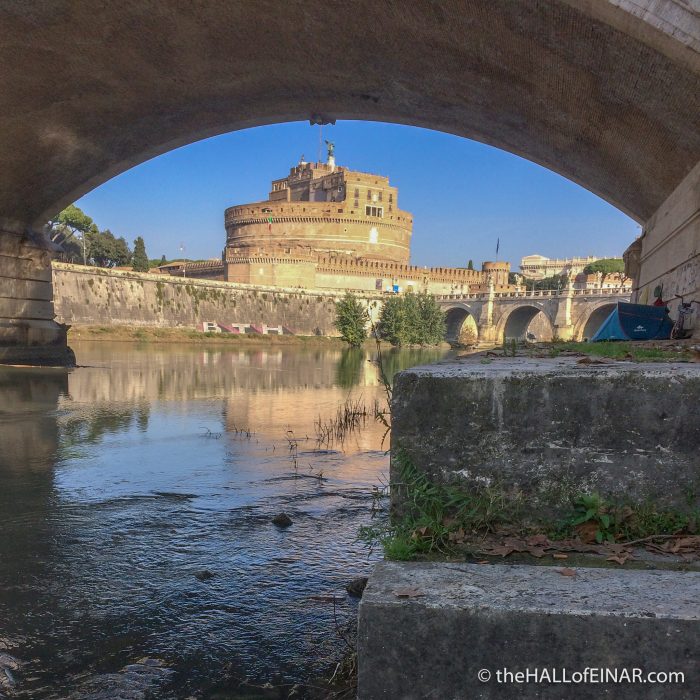 River Tevere - The Hall of Einar - photograph (c) David Bailey (not the)