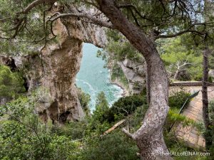 Arco Naturale, Capri - The Hall of Einar - photograph (c) David Bailey (not the)