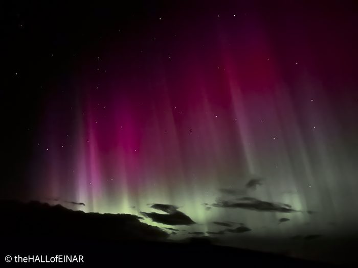 Aurora borealis - The Hall of Einar - photograph © David Bailey (not the)